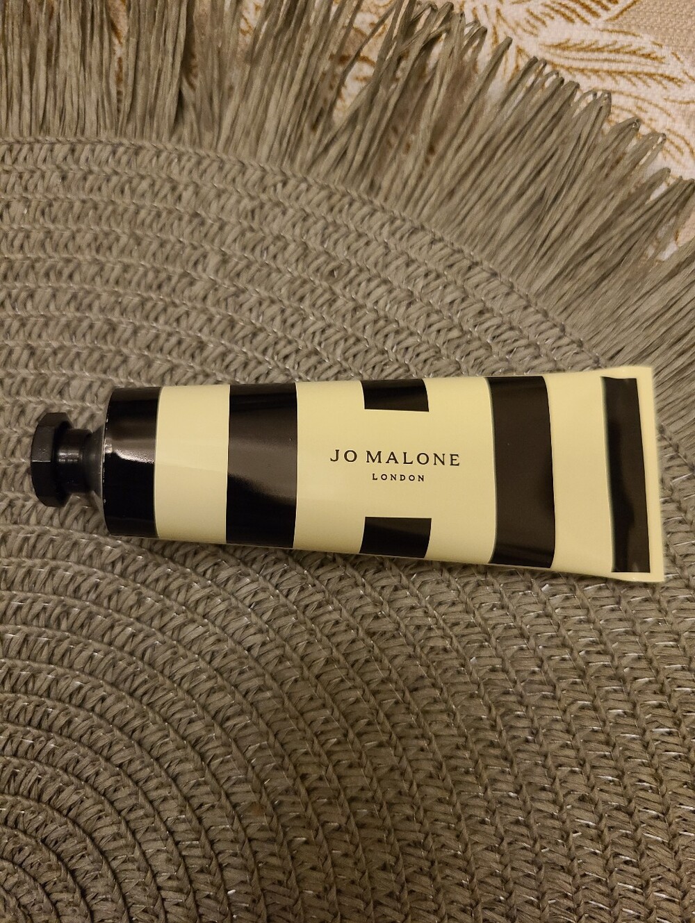 Jo Malone Hand Cream Tube English Oak & Hazelnut